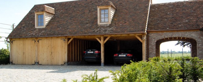 Garage met Franse tegelpannen